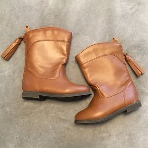 Crazy 8 brown boots